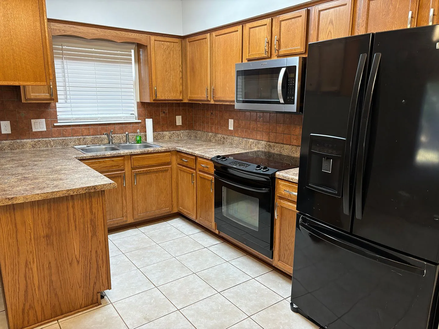 178 Kristine Blvd — Photo 3