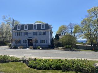 69 Raymond St APT B, Manchester, MA 01944