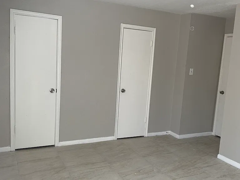3413 Lantern Ln — Photo 34