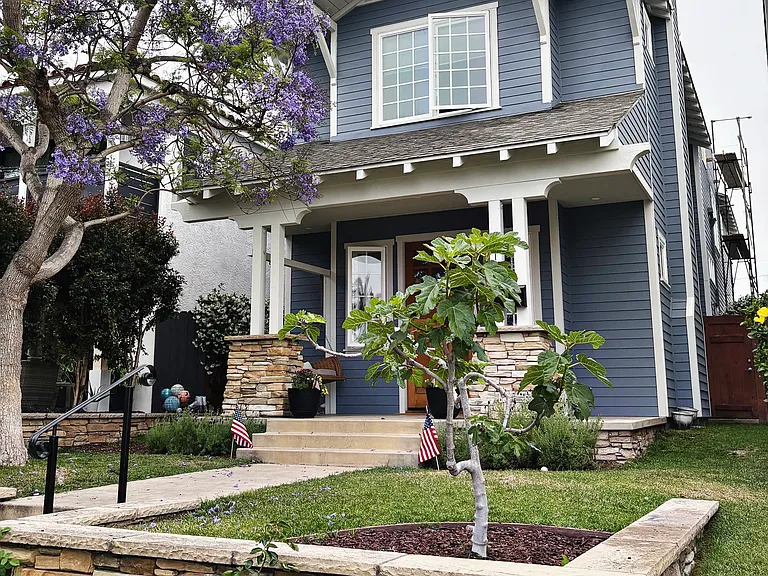 314 E Ave — Photo 3