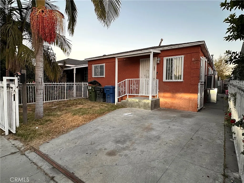 2 bed, 650 sqft, $2,650 — Photo 2