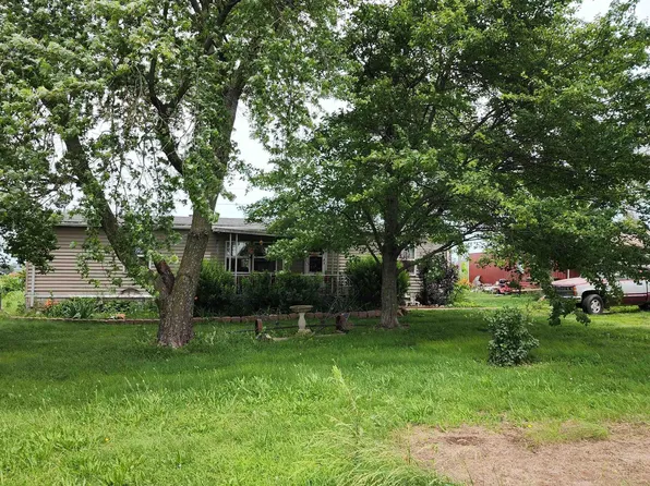 B 12175th Hwy, Stockton, MO 65785