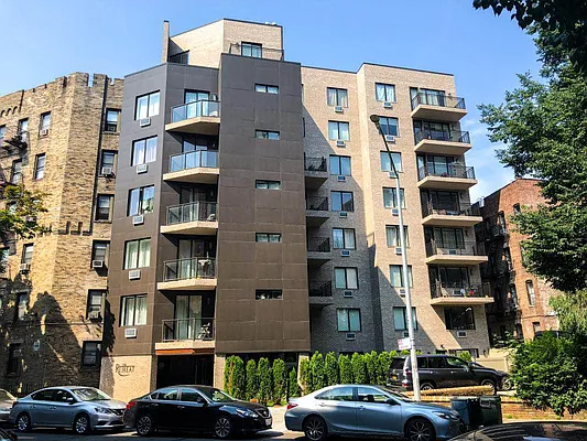 Rented by Marquis Real Estate Services | media 24