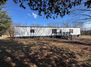 4950 Old Robinson Tract Rd, Pulaski, VA 24301