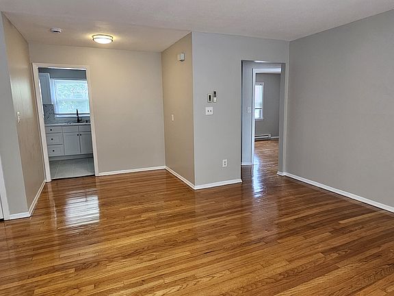 5th image of 385 Blake St #1A