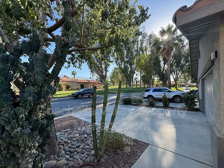 82368 Lancaster Way — Photo 11