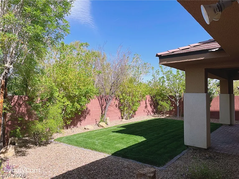 5704 Shadow Bend Dr — Photo 33