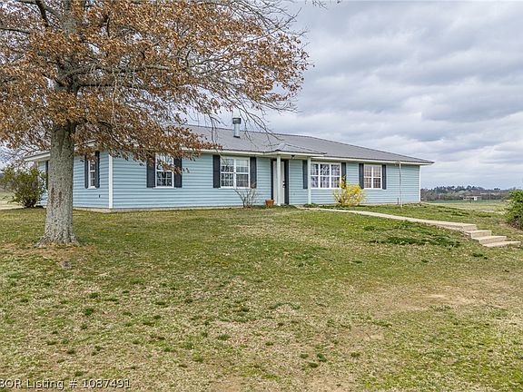 3rd image of 255 Spielerville Rd