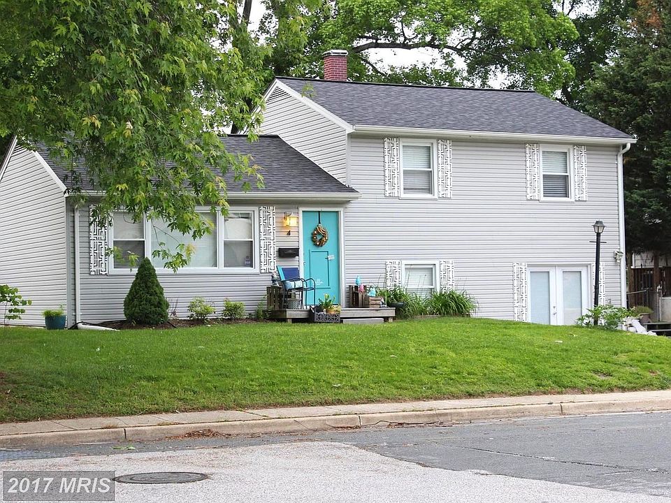 Welcome to 4 Ridgely Road