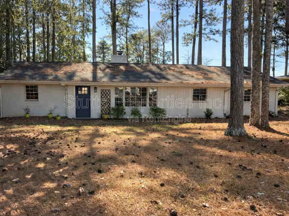 2114 Crestline Dr, Florence, AL 35630