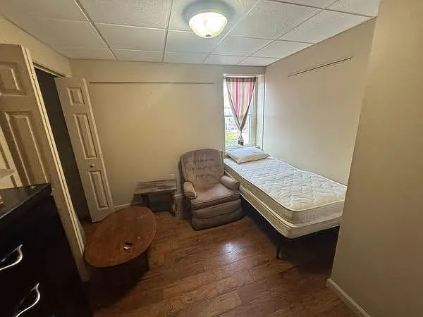 38 W Main St #23