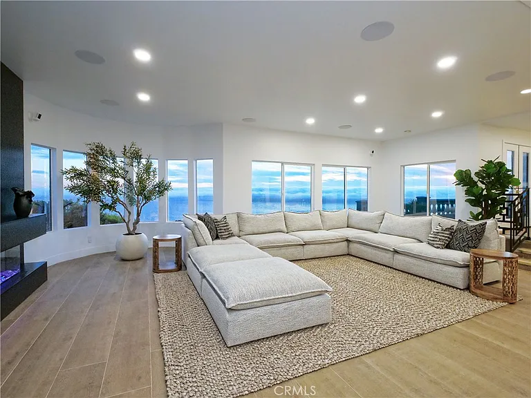 32551 Seacliff Dr — Photo 7