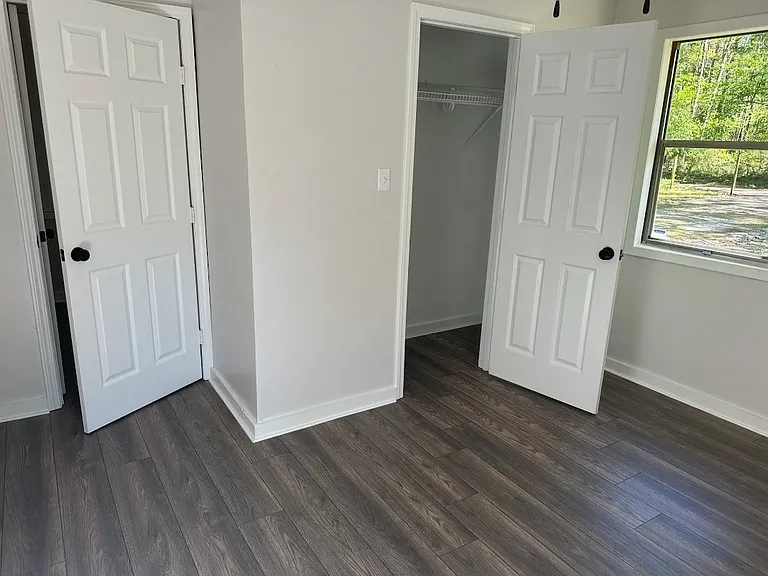 617 Monroe St — Photo 11