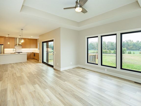 4th image of 6633 River Bend Dr