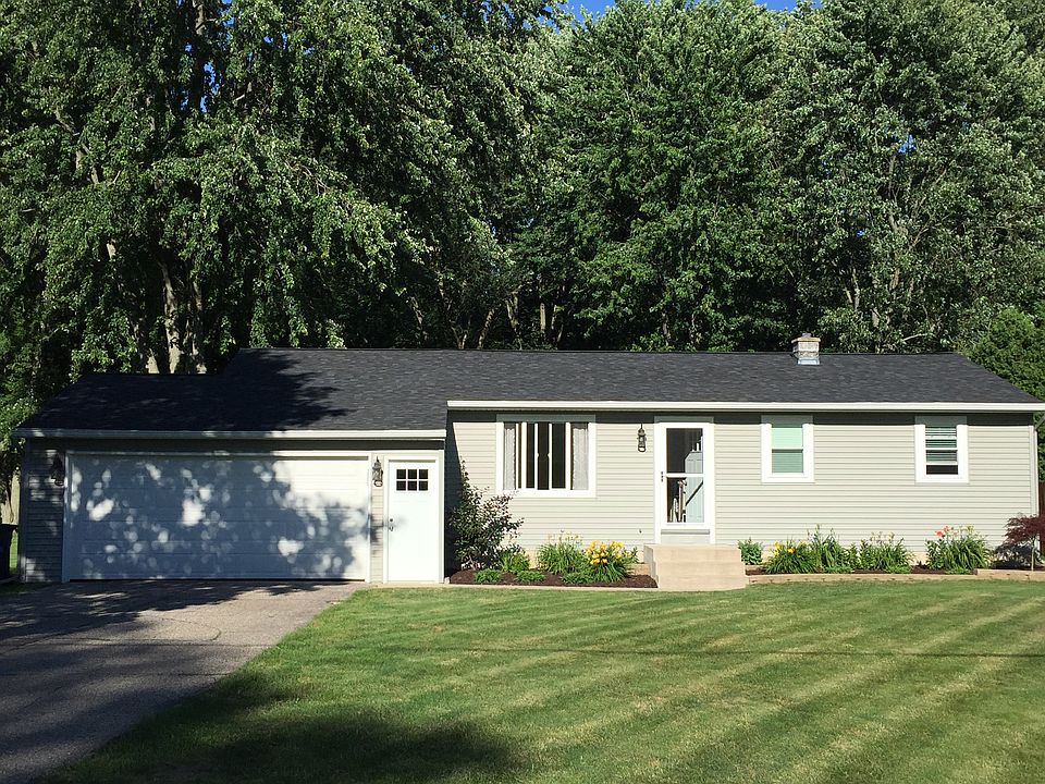 1st image of 1218 Maplerow Ave NW