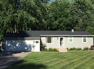 1218 Maplerow Ave NW, Grand Rapids, MI 49534