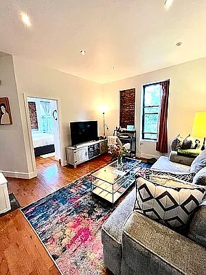 2nd image of 314 Carroll St #3FF