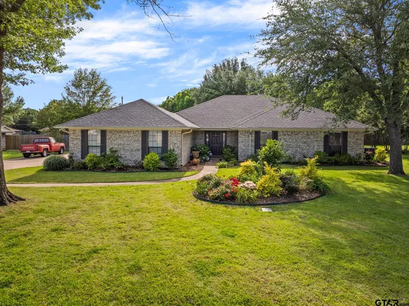2713 Sleepy Hollow Dr, Mount Pleasant, TX 75455