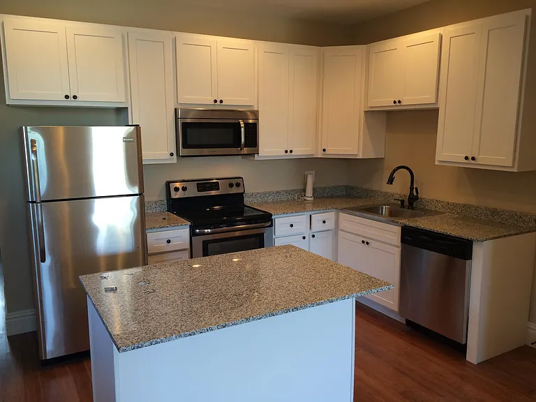 4308 Swan Ave #A — Photo 2