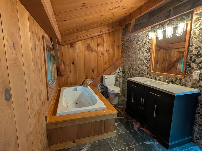 3582 Silvernail Rd — Photo 33