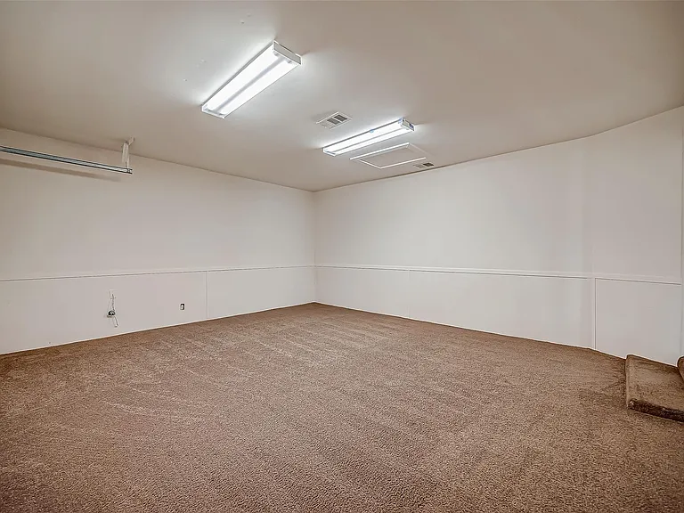 10607 Silkwood Dr — Photo 14
