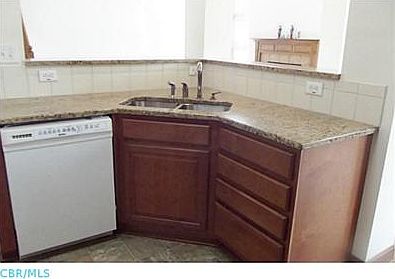 3rd image of 9575 El Camino Ln