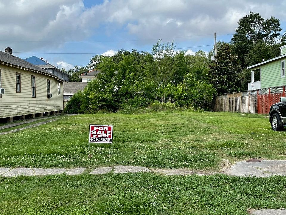 1st image of 3310 Toledano St