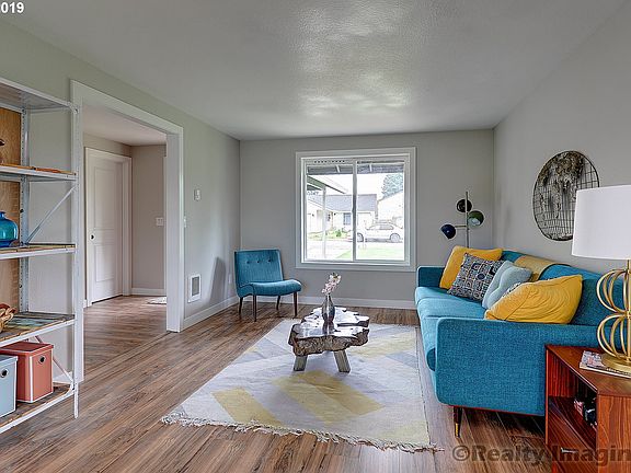 2nd image of 7507 NE 161st Pl