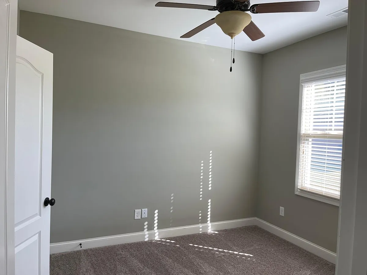 Side bedroom - 159 Torchie Dr