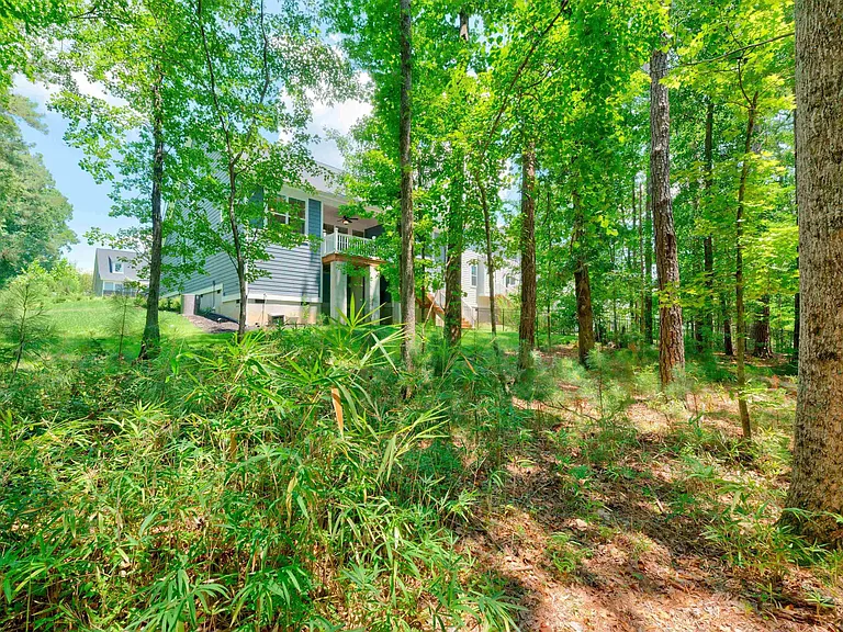 300 Sunnycrest Ln — Photo 41