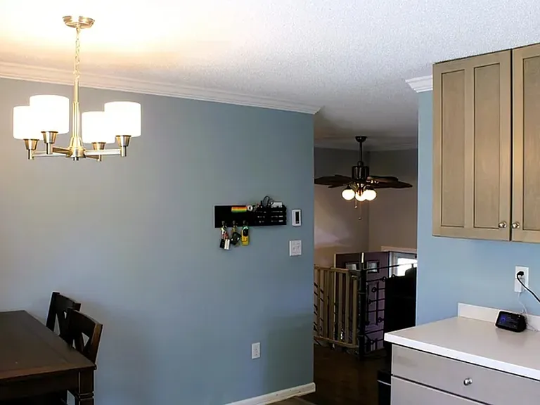 13 Laurana Ln — Photo 7