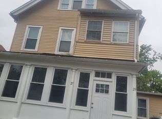 27 Warner St UNIT 1, Hartford, CT 06114