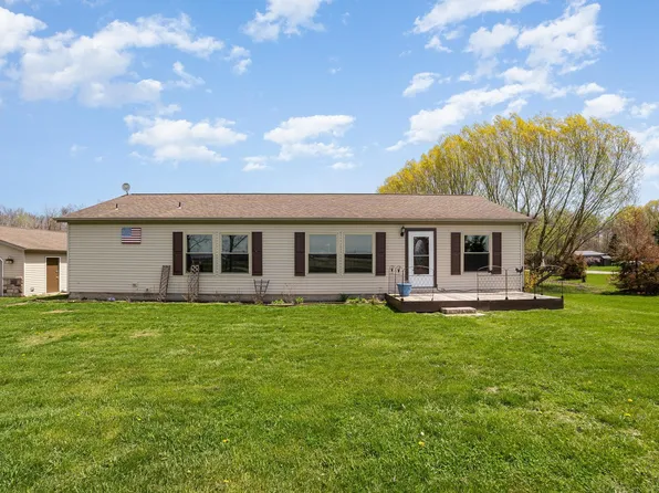 3929 S Geneva Rd, Saint Louis, MI 48880