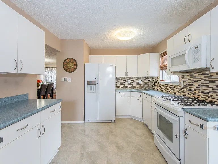 3316 Park Pl — Photo 7