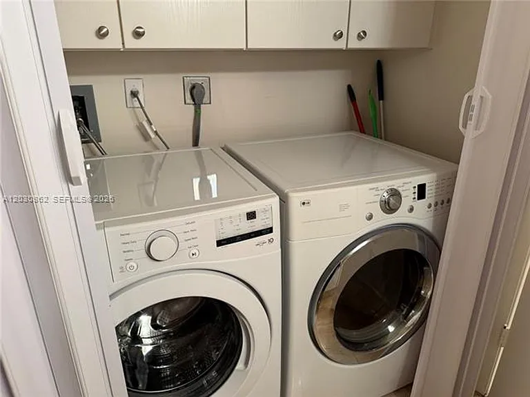 7000 Island Blvd #2403 — Photo 15
