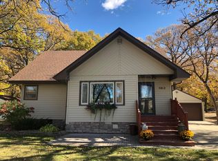 5812 2nd St N, Moorhead, MN 56560