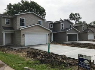 6095 Iroquois Trl, Mentor On the Lake, OH 44060