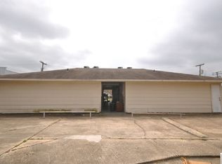 104 W 10th St APT 4, Lake Charles, LA 70601