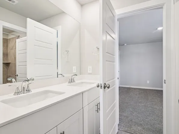 1222 Romany Fields Dr, Huffman, TX 77336