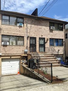 891 Pine St, Brooklyn, NY, 11208