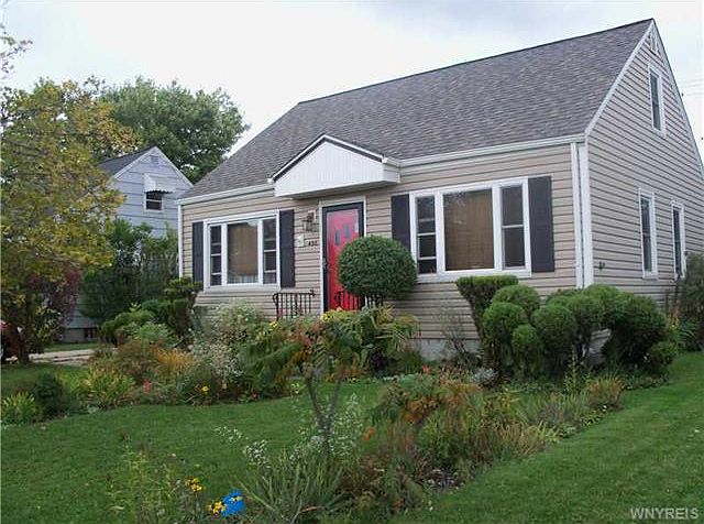 1st image of 498 W Hazeltine Ave