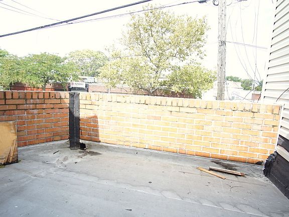 5th image of 60-90 Flushing Ave #1A