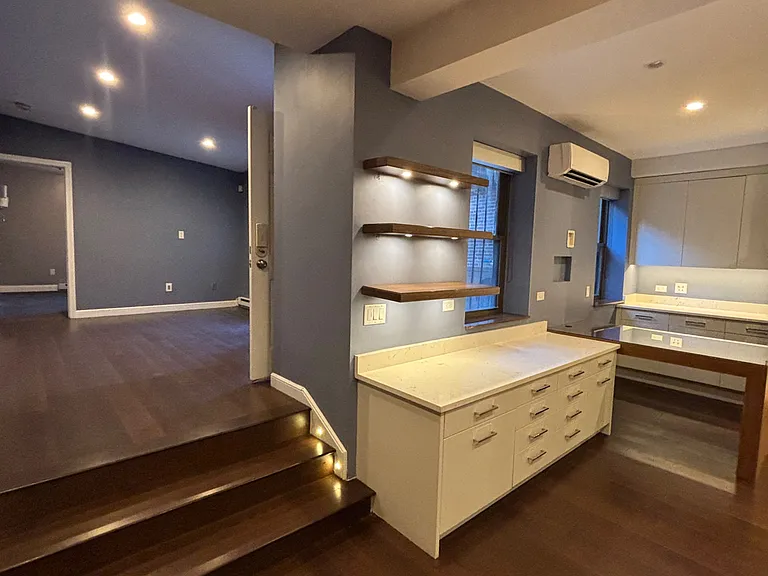 662 Massachusetts Ave #2 — Photo 18