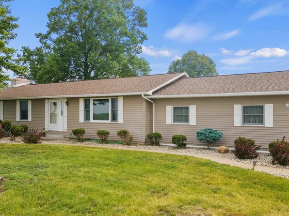 1255 S Zimmer Rd, Warsaw, IN 46580