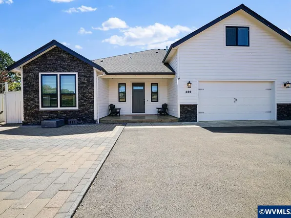486 NW Coast Mountain Dr, Dallas, OR 97338