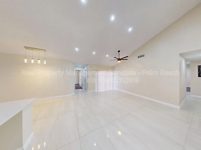 1080 Summit Place Cir #A — Photo 7