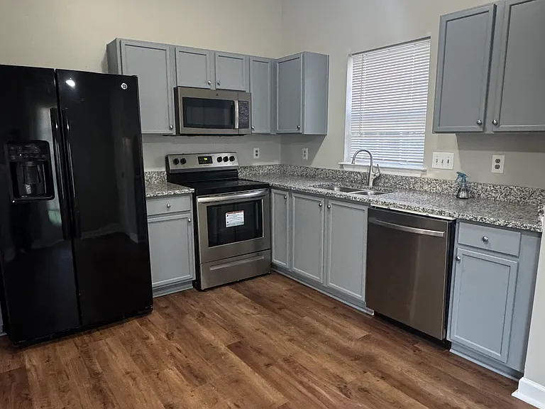 4913 Hopewood Ln — Photo 10