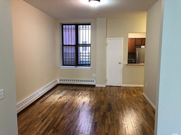 4th image of 16 Morningside Ave #1N