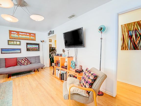 3rd image of 381 W Alameda Ave