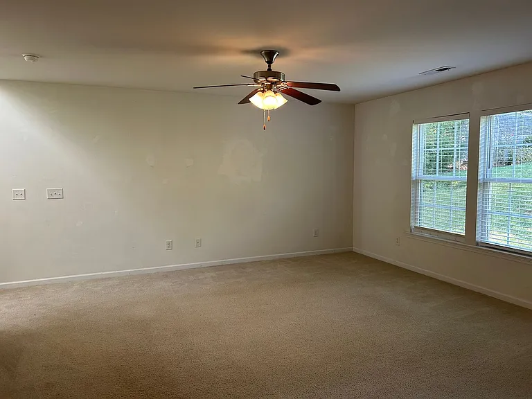 5147 Fiddlers Run Dr — Photo 3